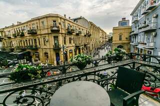 Апартаменты Luxary Apartment On Nizami 80 Баку Апартаменты с балконом-1