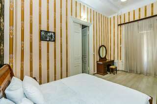 Апартаменты Luxary Apartment On Nizami 80 Баку Апартаменты с балконом-23