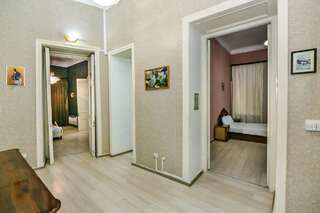 Апартаменты Luxary Apartment On Nizami 80 Баку Апартаменты с балконом-27