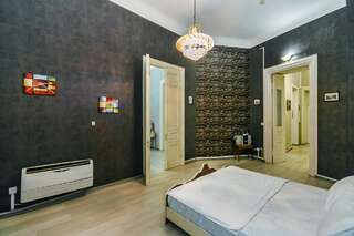 Апартаменты Luxary Apartment On Nizami 80 Баку Апартаменты с балконом-8